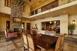 thumbnail: In-room dining
