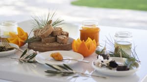 thumbnail: Breakfast buffet