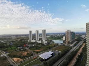 thumbnail: Front of property