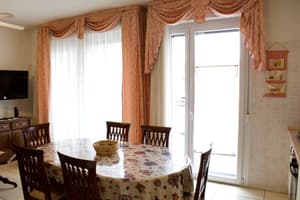 thumbnail: Exterior