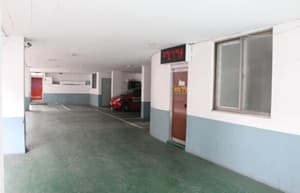 thumbnail: Property entrance