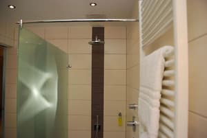 thumbnail: Bathroom shower
