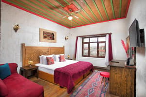 thumbnail: Room