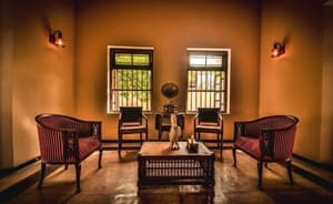 thumbnail: Lobby sitting area
