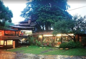 thumbnail: Front of property
