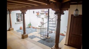 thumbnail: Staircase
