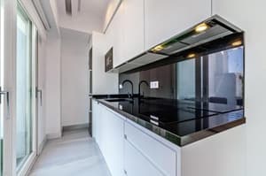 thumbnail: 711890787.jpg