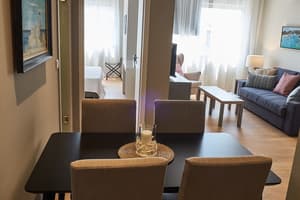 thumbnail: In-room dining