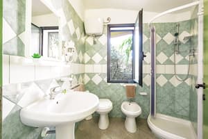 thumbnail: Bathroom