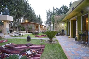 thumbnail: Exterior
