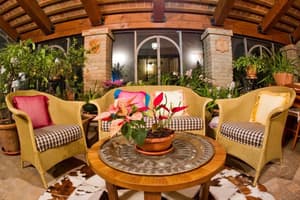 thumbnail: Interior