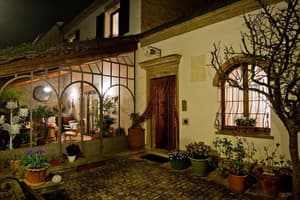 thumbnail: Property entrance