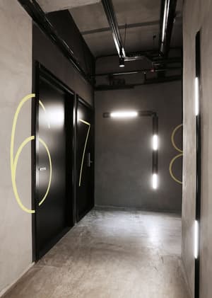 thumbnail: Hallway
