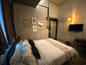 thumbnail: Room