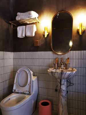 thumbnail: Bathroom