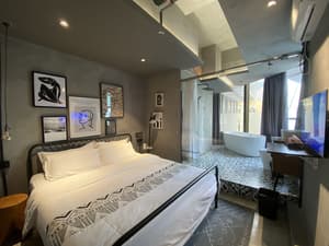 thumbnail: Room