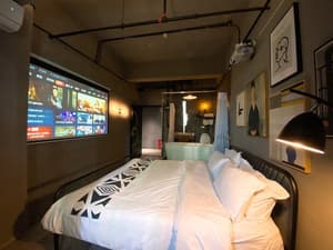 thumbnail: Room