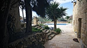 thumbnail: General view