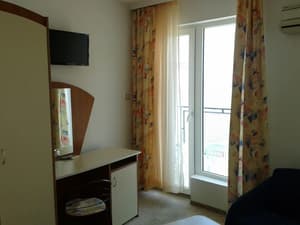 thumbnail: Room amenity