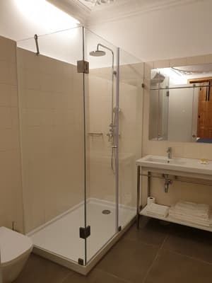 thumbnail: Bathroom shower