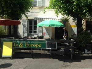 thumbnail: Restaurant