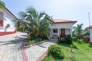 thumbnail: Exterior