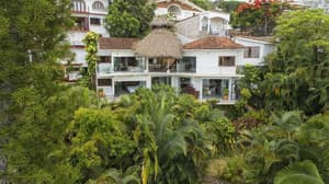 thumbnail: Exterior