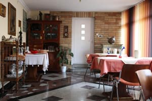 thumbnail: Dining