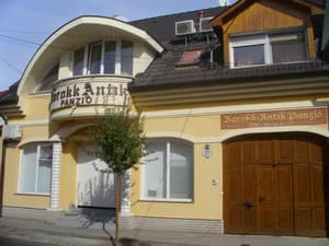 thumbnail: Exterior