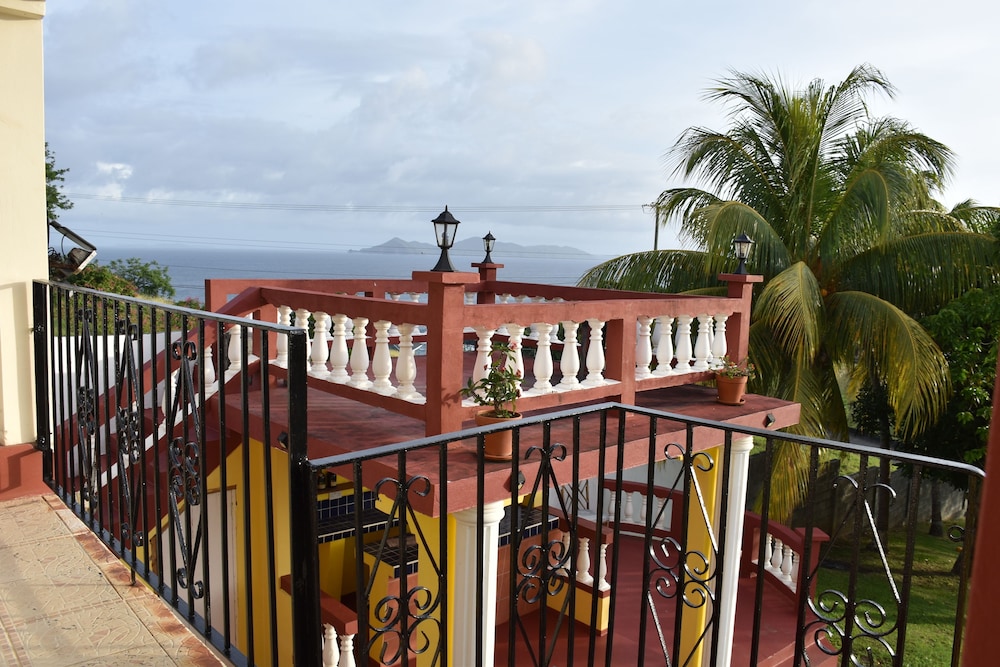 Beach/ocean view
