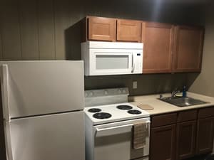 thumbnail: In-room dining
