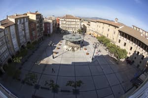 thumbnail: Exterior