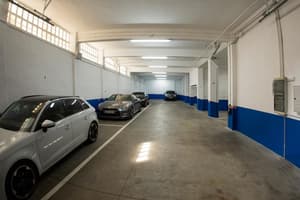 thumbnail: Parking