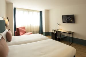 thumbnail: Room