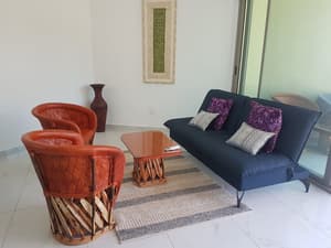 thumbnail: Living room