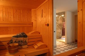 thumbnail: Sauna