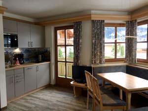 thumbnail: In-room dining