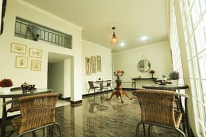 thumbnail: Interior