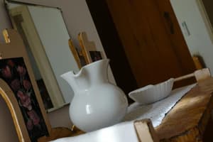 thumbnail: Interior detail