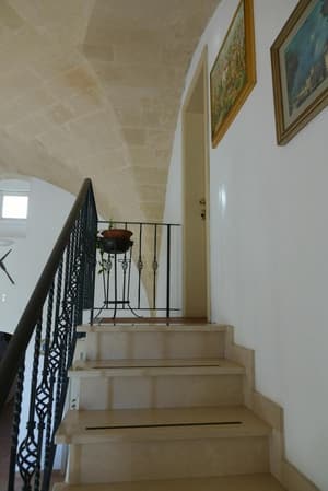 thumbnail: Interior