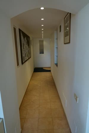 thumbnail: Interior