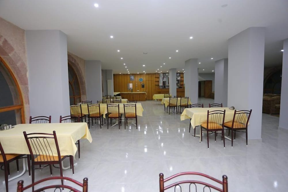 Restaurant-cafeteria