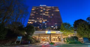 thumbnail: Bar (on property)