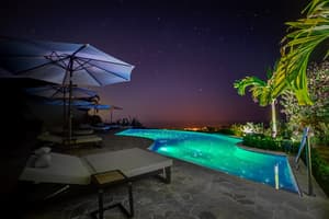 thumbnail: Infinity pool