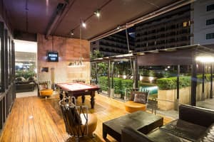 thumbnail: Bar (on property)