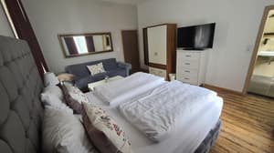 thumbnail: Room