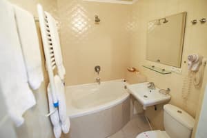 thumbnail: Bathroom