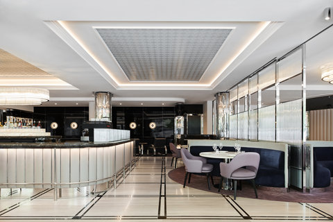 Showroom Bar Seating
