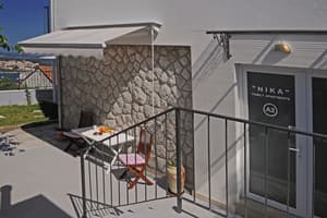 thumbnail: Terrace/patio