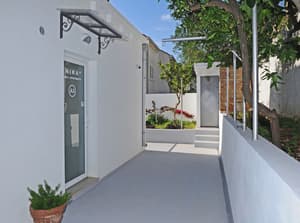 thumbnail: Exterior